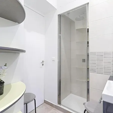 Charming 1br In Batignolles شقة باريس